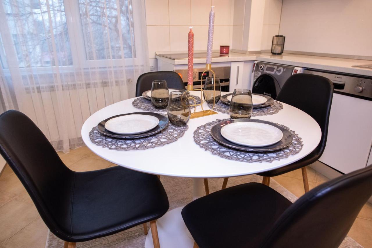 Cozy Apartment In Suczawa Zewnętrze zdjęcie